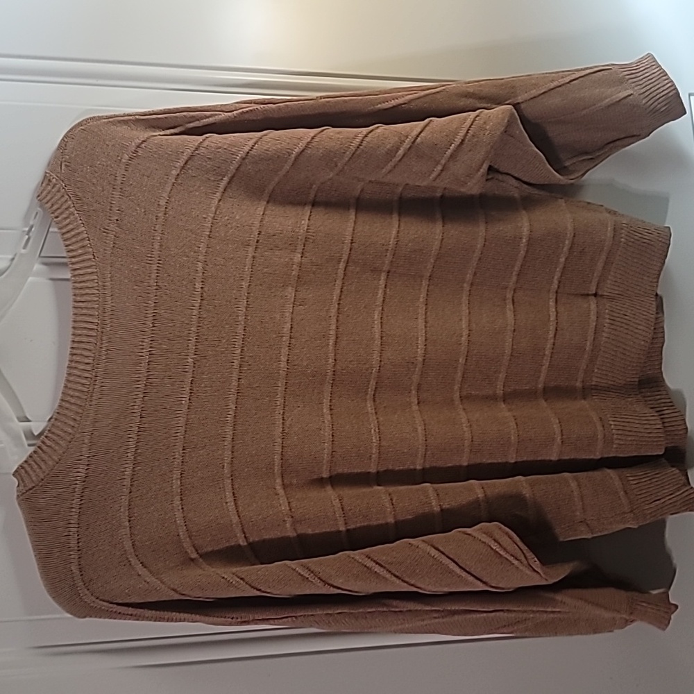 Oversized Light Sweater - Picture 5 of 10